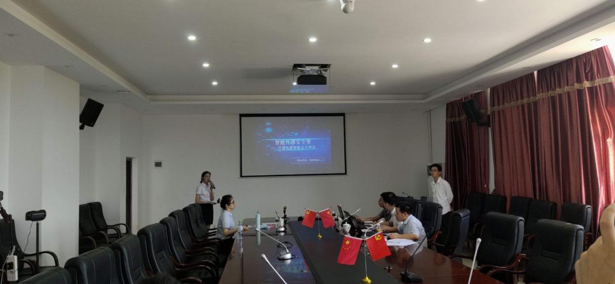 图片2.jpg 图片2.jpg
